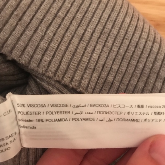 Adolfo Dominguez Ribbed Mock Turtleneck Sweater - size XS - Picture 4 of 6